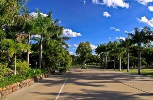 Aussie Outback Oasis